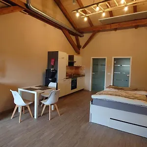 Kay Apartment Kirchaich