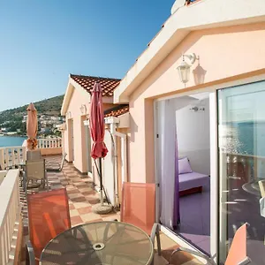  Apartman Kaja - Right Next To The